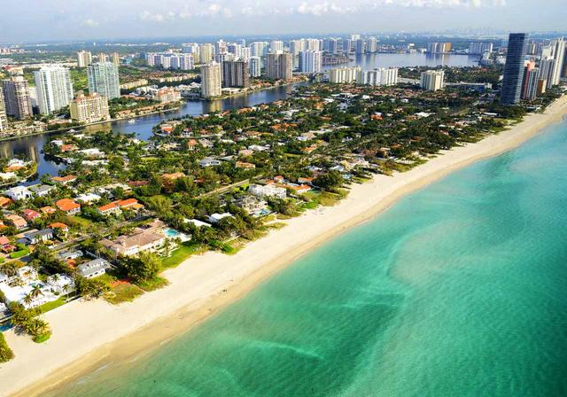 Golden Beach, Florida